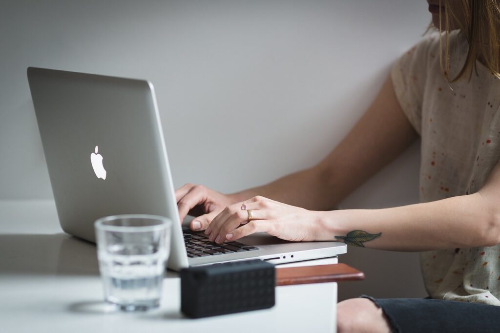Como navegar na internet com segurança?